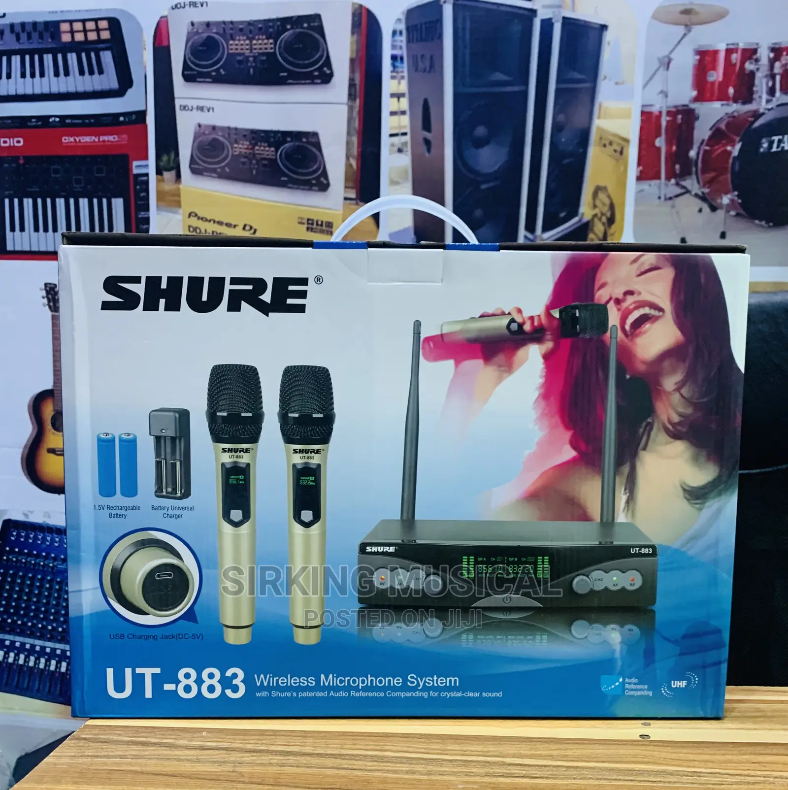 Shure Wireless Microphone UT-883 With Rechargeable Battery