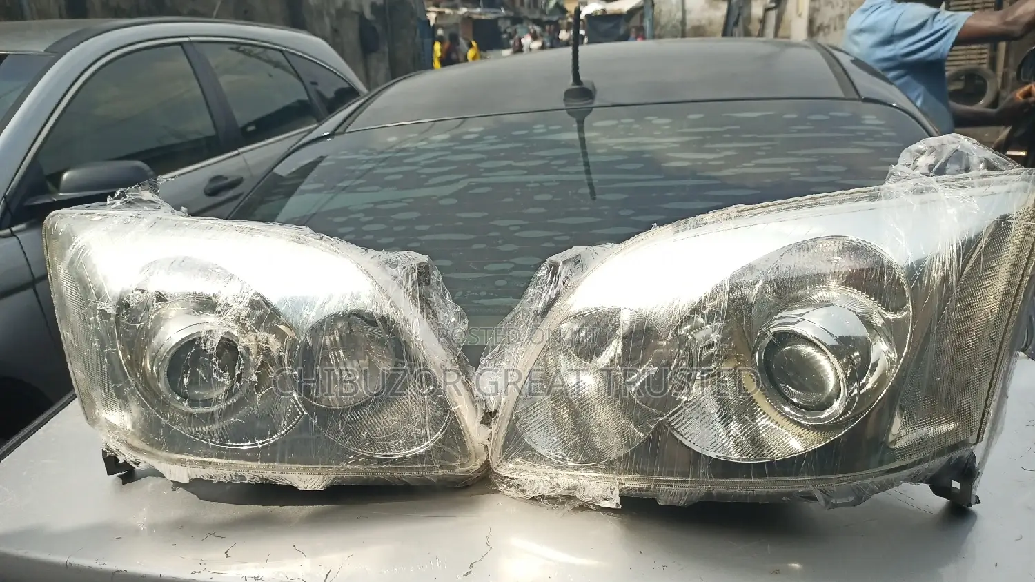 Set of Headlamp Avensis 2003/2004 Highest Grade Tokunbo