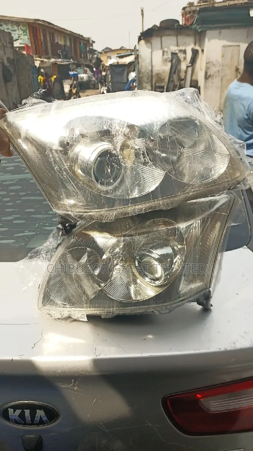 Set of Headlamp Avensis 2003/2004 Highest Grade Tokunbo