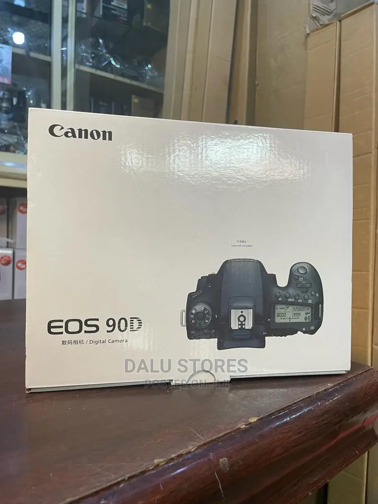 Canon Eos 90d Dslr Camera With 18 - 135mm Lens