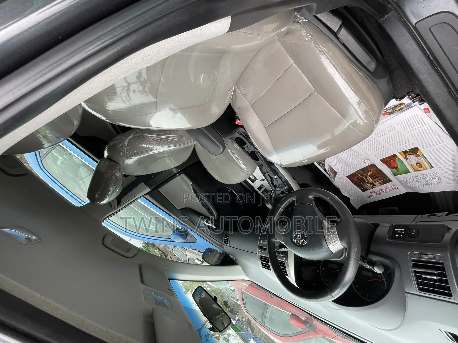 Toyota Corolla 2010 Gray