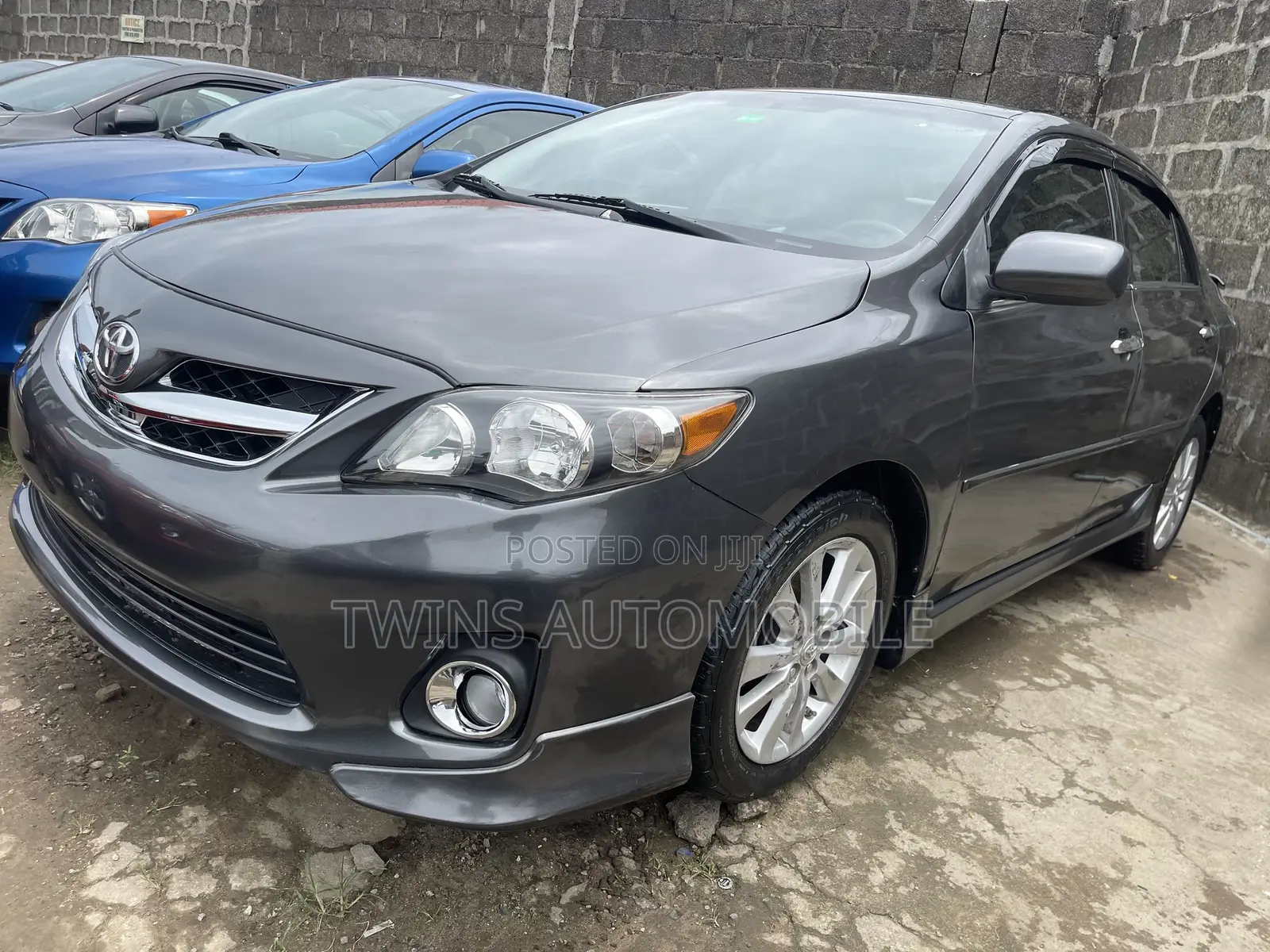 Toyota Corolla 2010 Gray