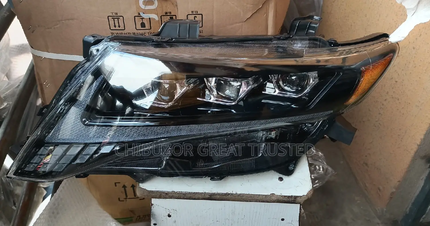 Set of Headlamp 3torch Venza 2010/2012/2015