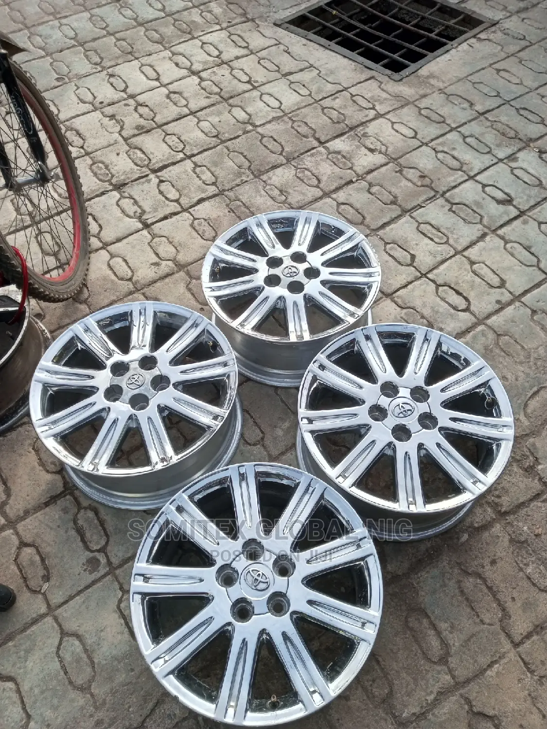 17inch Chrome Alloyed Rim!