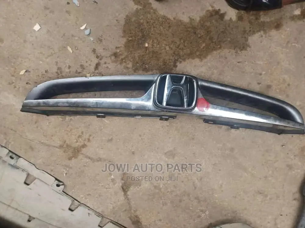 Front Grille Honda Accord 2006 Model