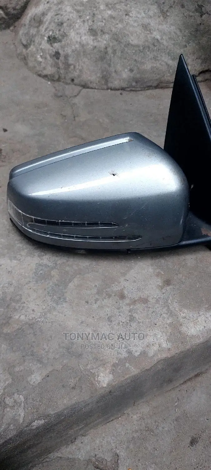 Mercedes-benz C300 Side Mirrors