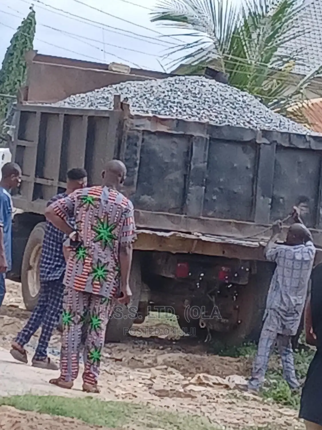Chipping, Sand, Laterite, Granite, Asphalt