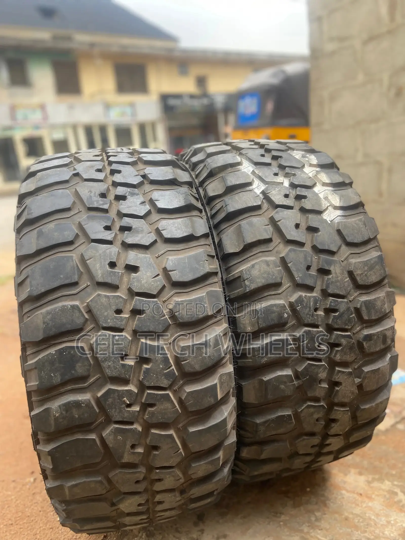 33x12.50R20LT for Trucks