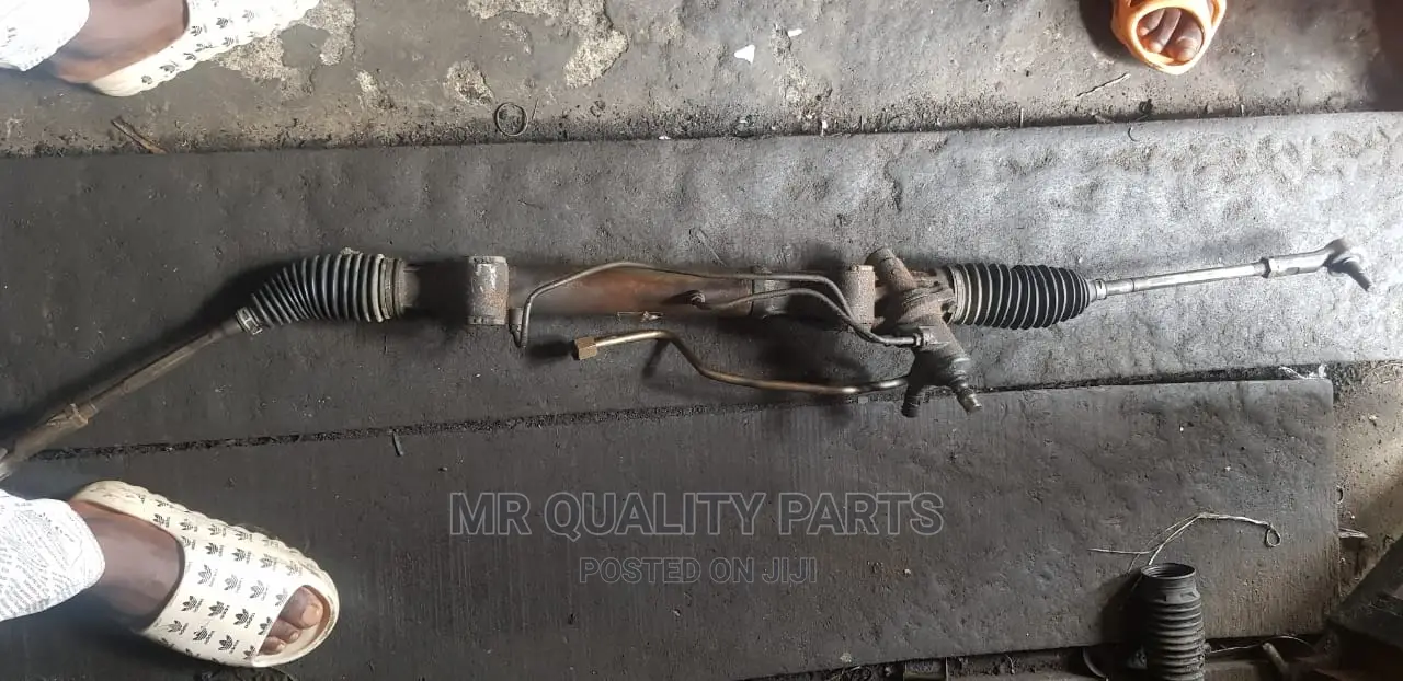 Power Steering Rack for Toyota Hilux 2 by 2 2007 Model