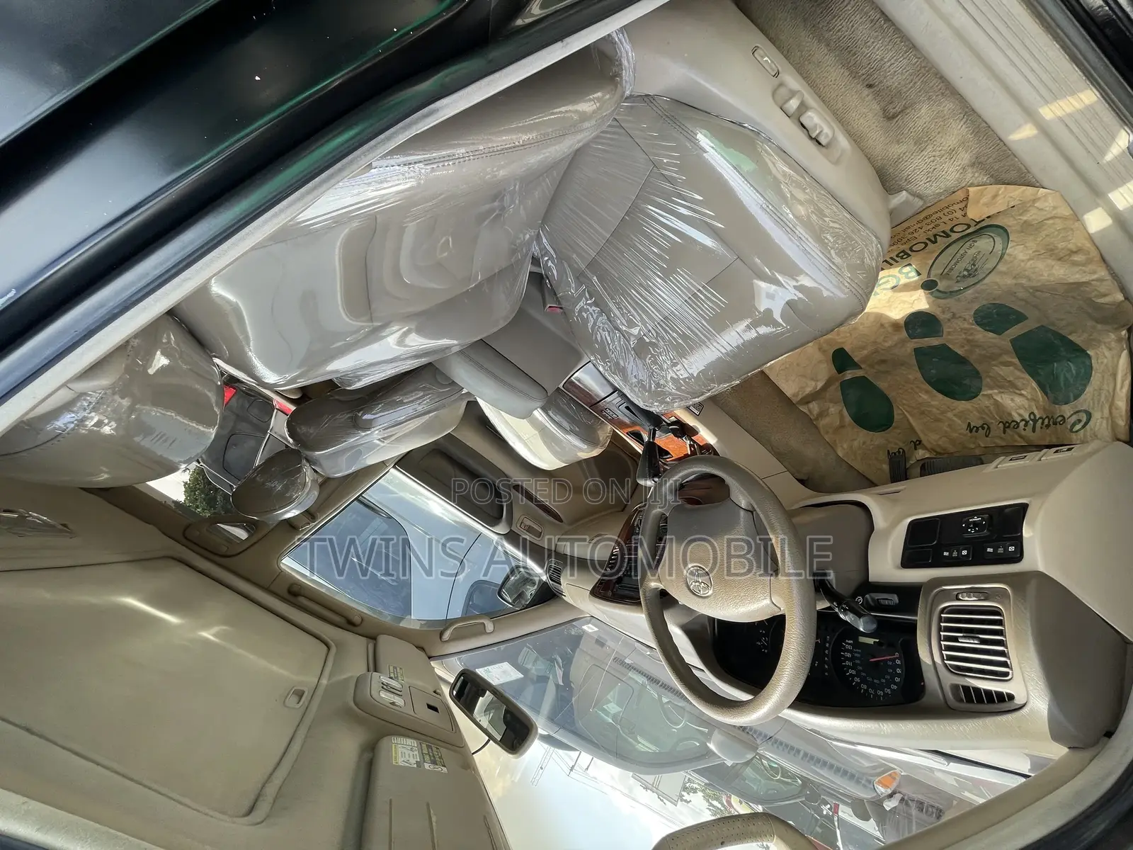 Toyota Land Cruiser 2004 Gray