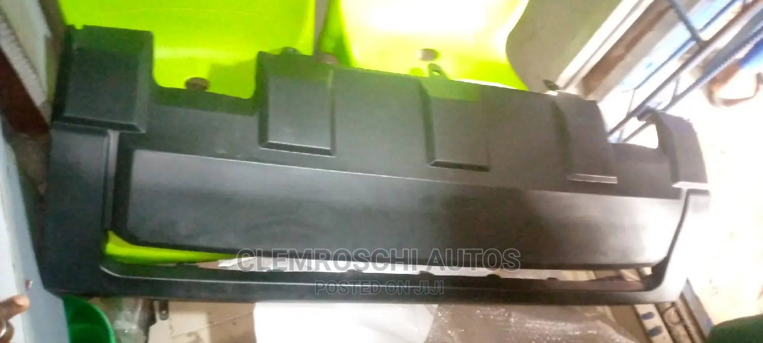 High Quality Certified Front Center Bumper Pad Tundra 2015