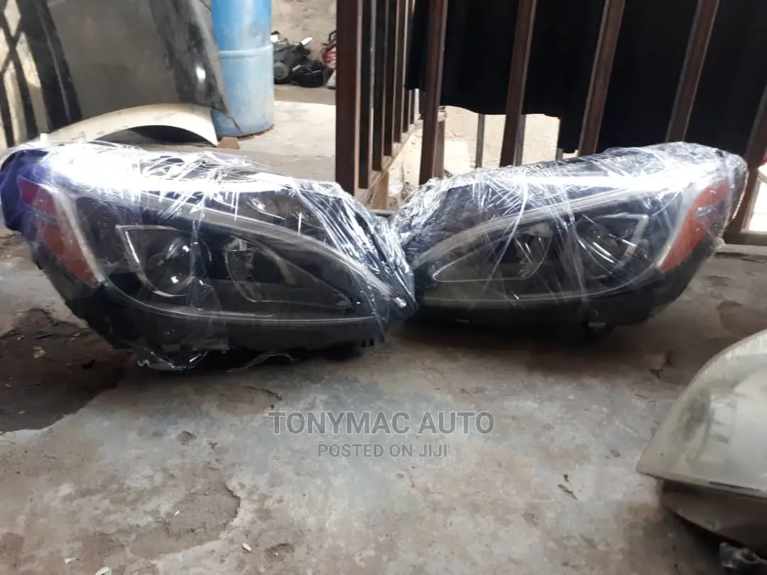 Mercedes-Benz C300 2015 Headlights 205
