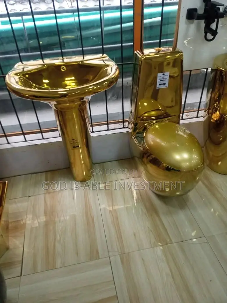Luxury Gold Water Closet