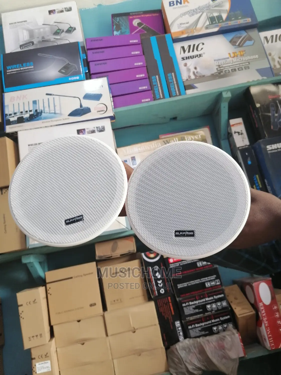 Portable Two Zone Bluetooth Amplifier With Remote Control