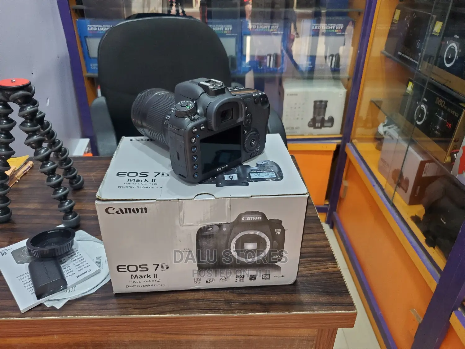 Canon EOS 7D Mark II DSLR Camera With 18-135mm
