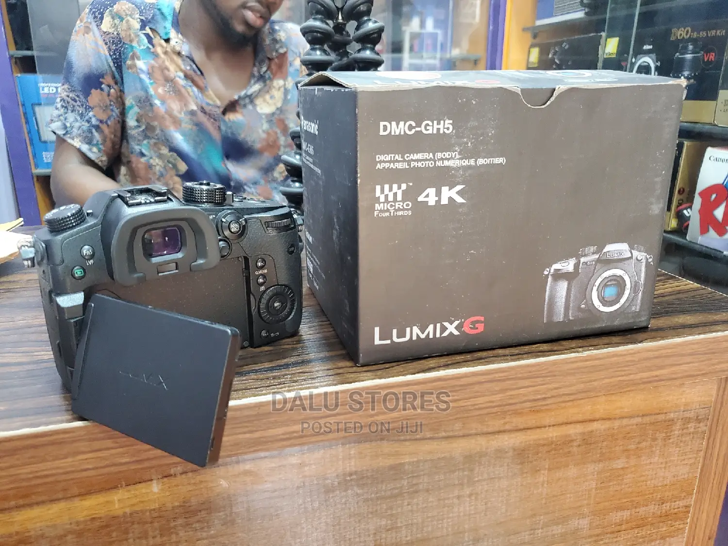 Panasonic Lumix Gh5 Mirrorless Camera