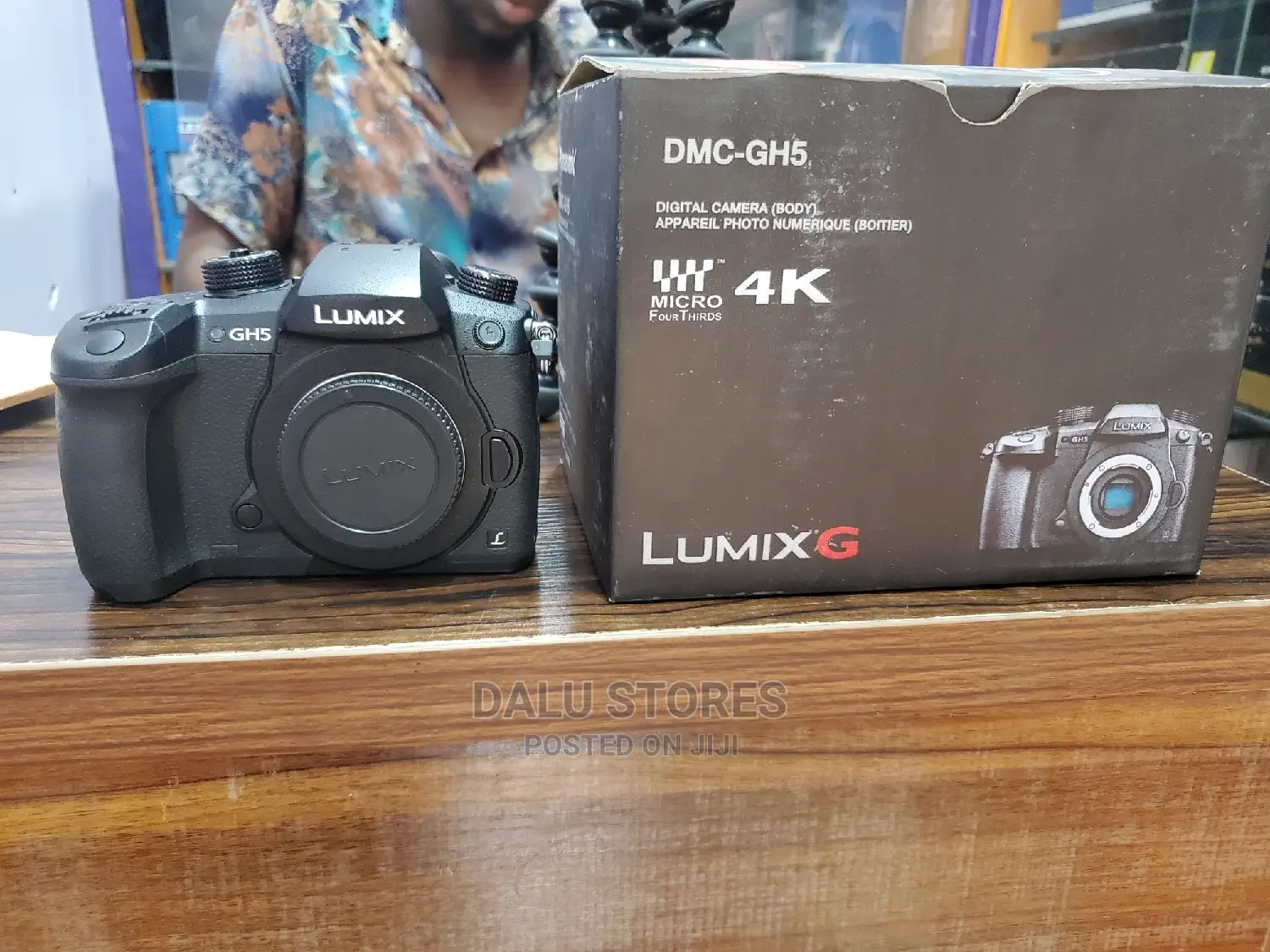 Panasonic Lumix Gh5 Mirrorless Camera