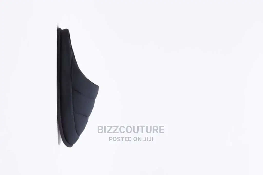 Original ZARA Slippersavailable in Store