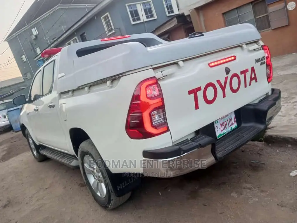 Carry Boy Boot Cover for Toyota Hilux 2018*+