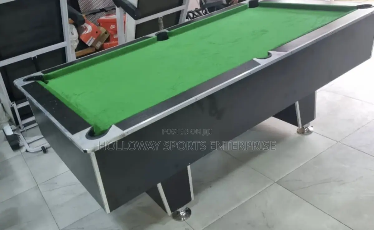 7ft Black And Green Snooker Table With Accessories