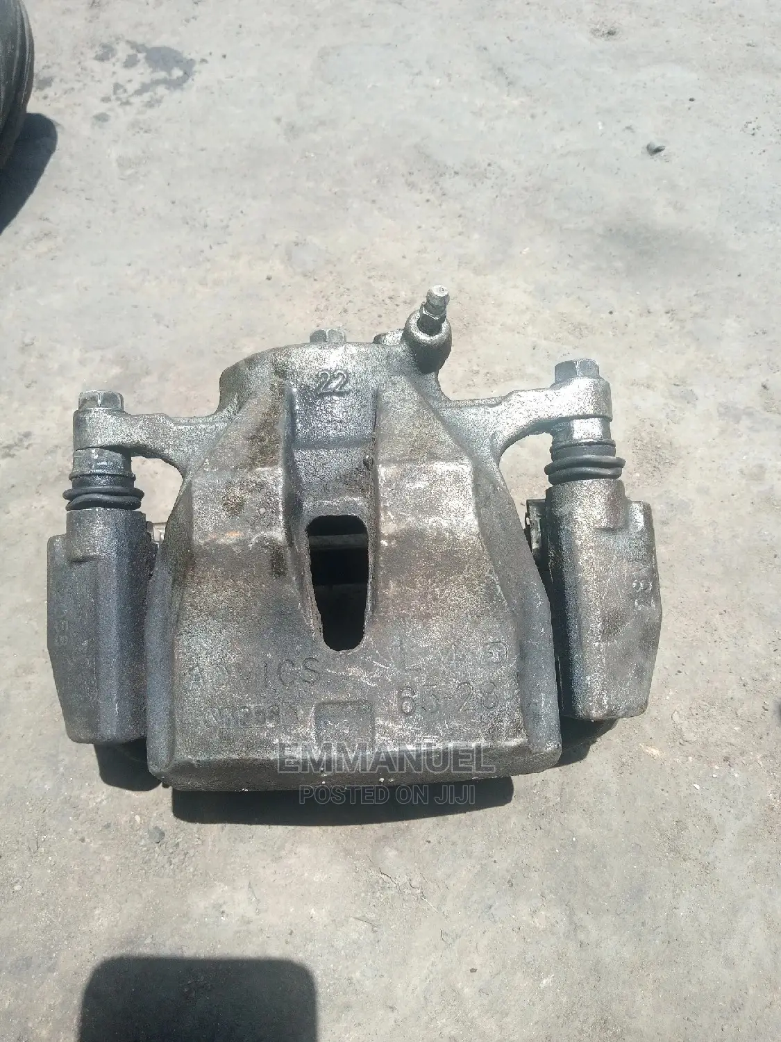 Front Caliper Toyota RAV4 2008 2015