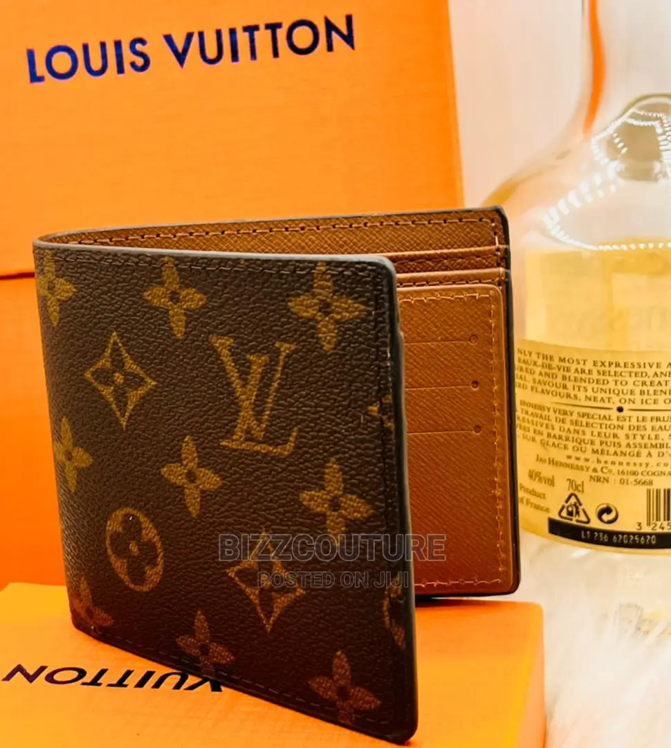 Original LOUIS VUITTON Leather Wallets Available in Store