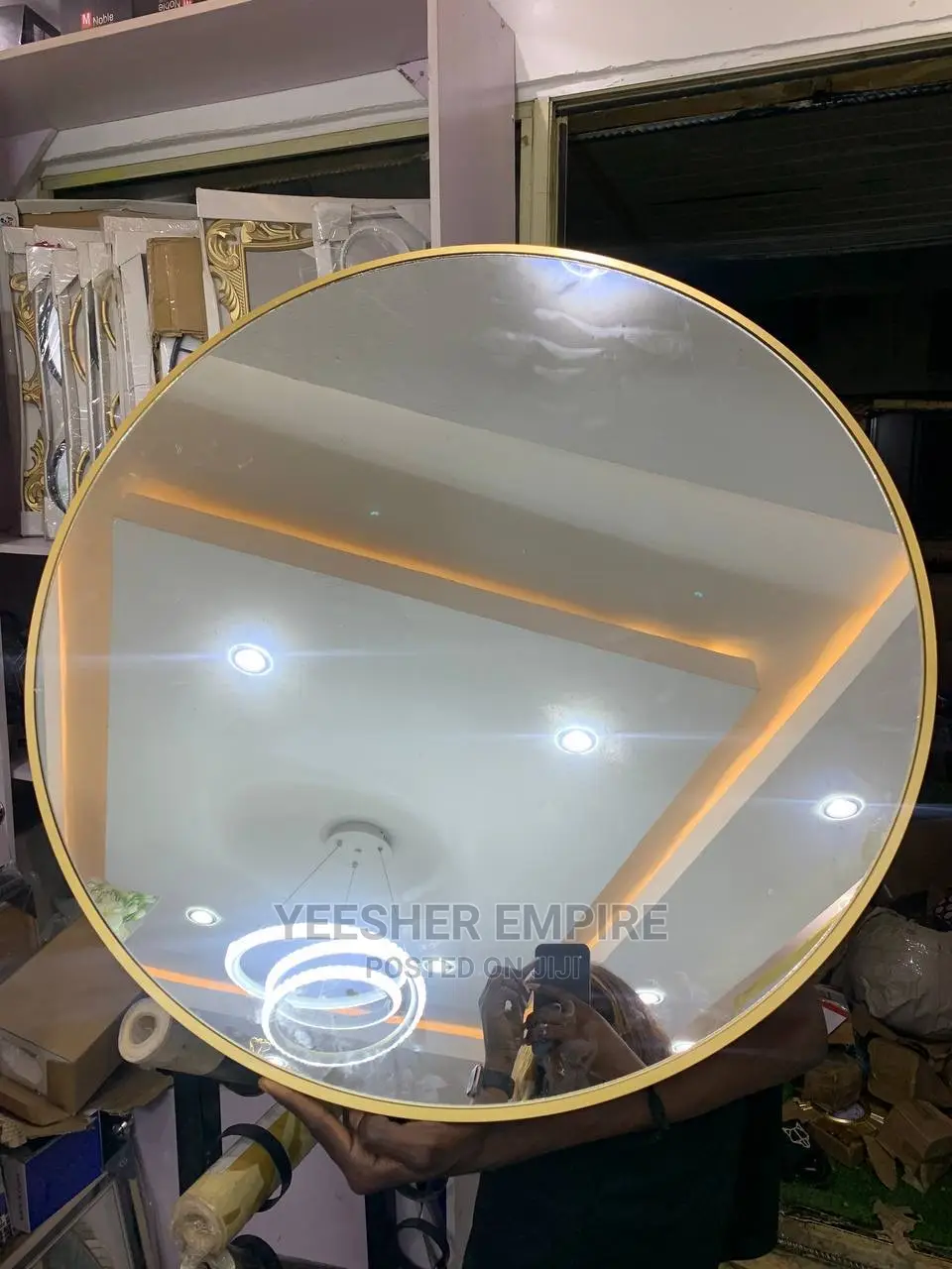 Luxury Round Gold Mirror