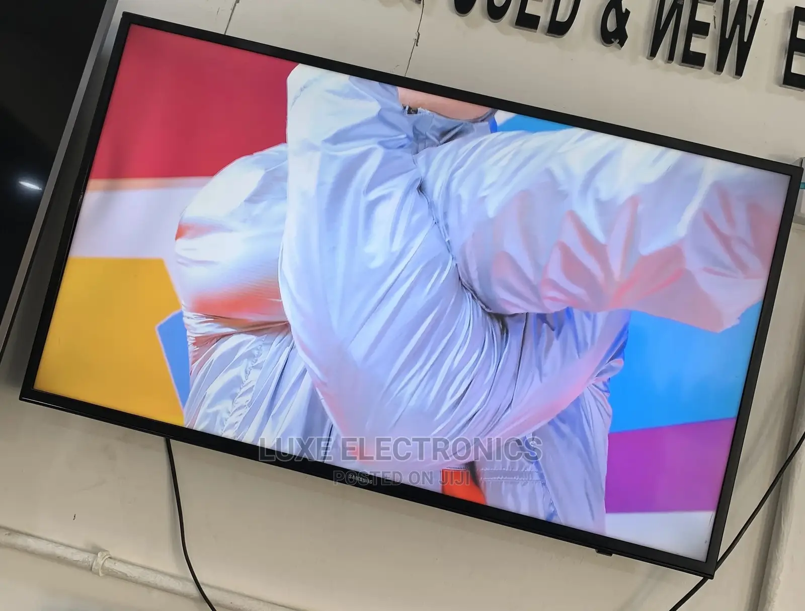 40inch Samsung Uhd HDR Smart Tv