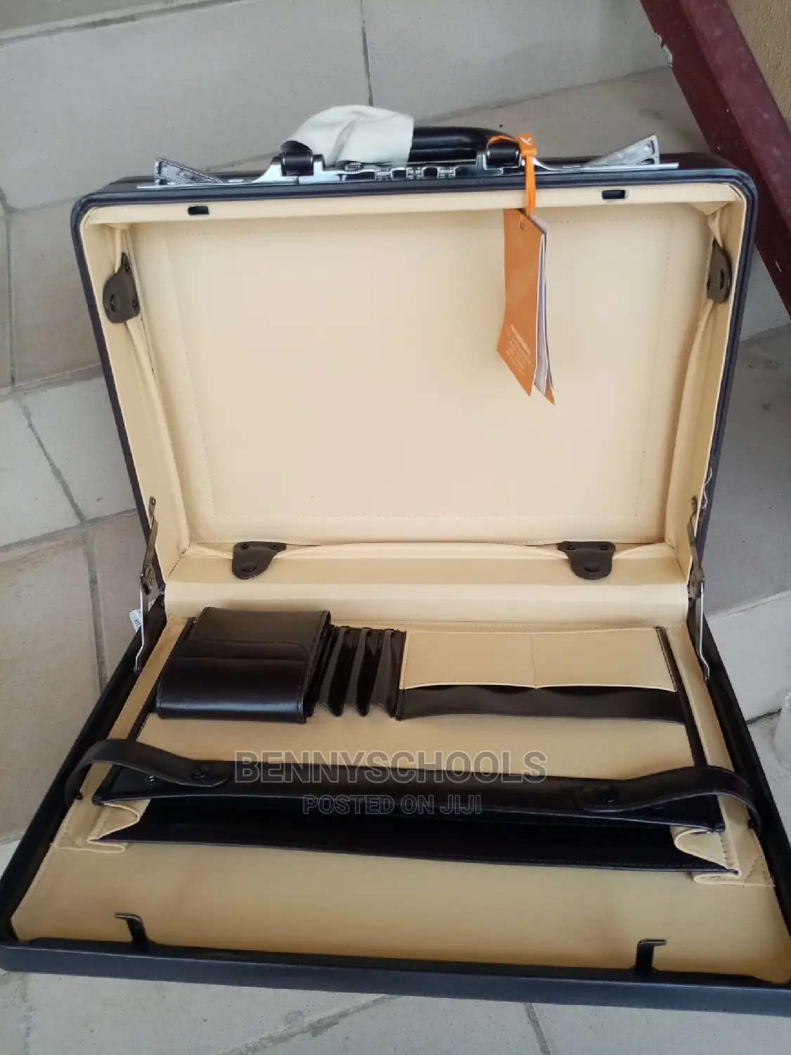 Big Brown Leaves King Briefcase