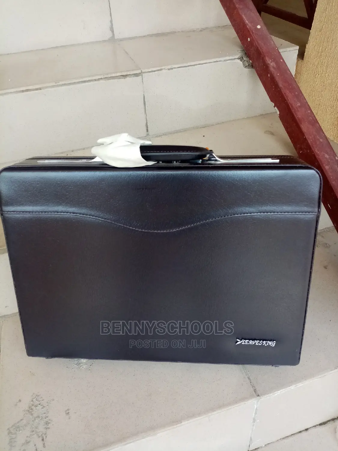 Big Brown Leaves King Briefcase