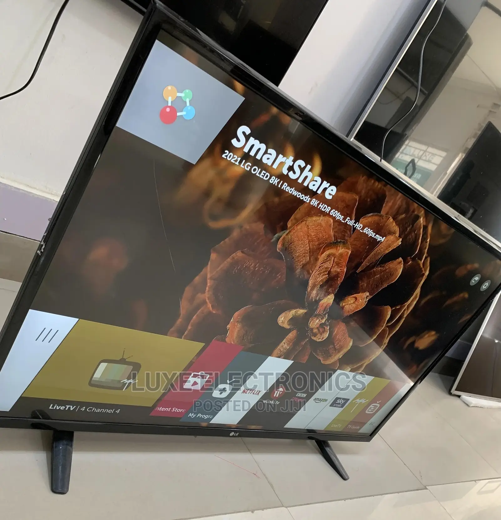 43 Inches LG Uhd HDR Smart Tv
