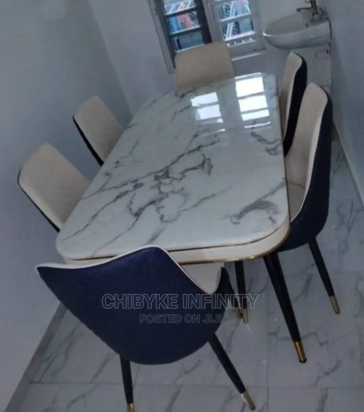 Quality Royal MARBLE DINING TABLE With 6-Exotic CHAIRS