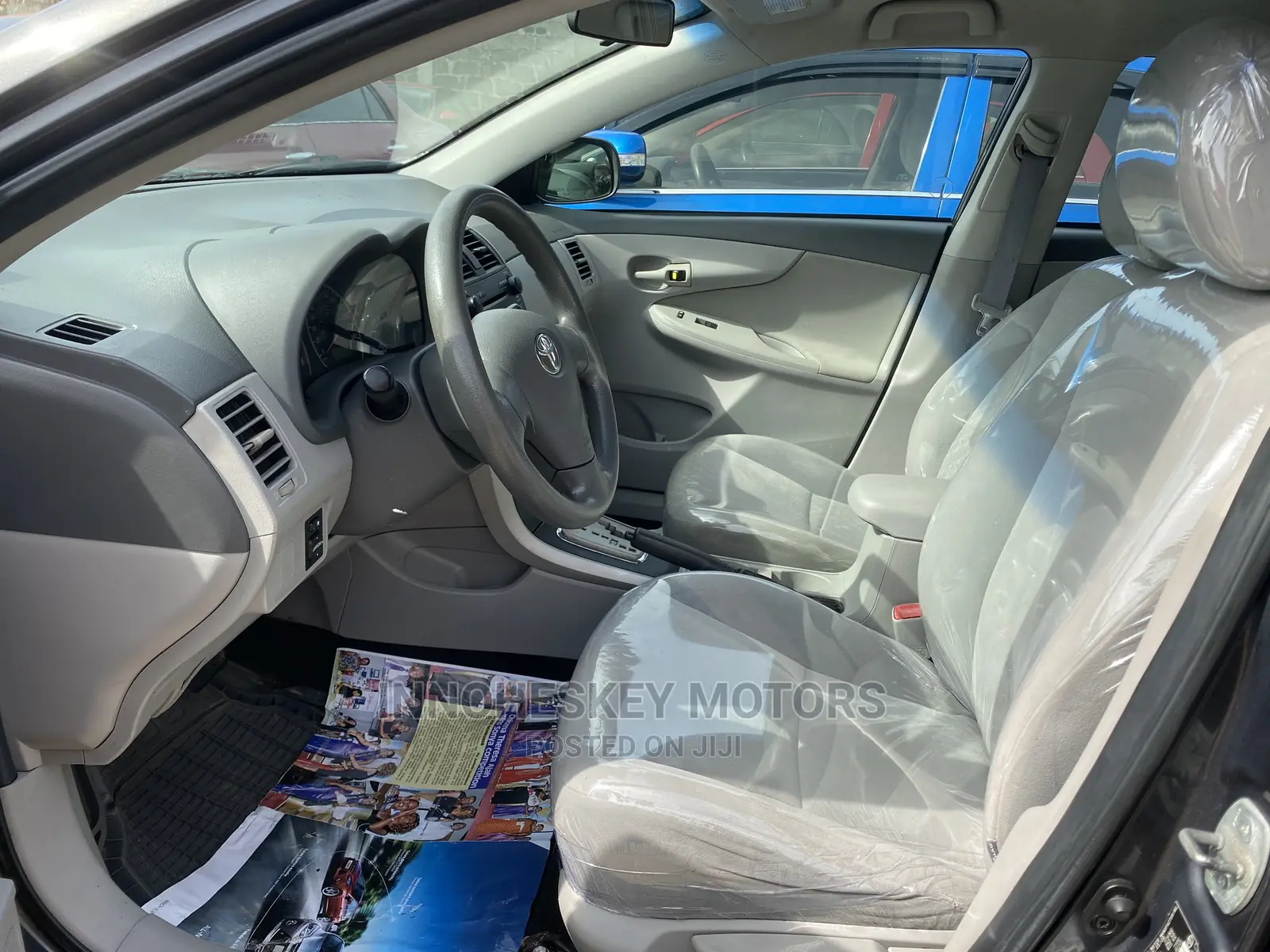 Toyota Corolla 2010 Gray