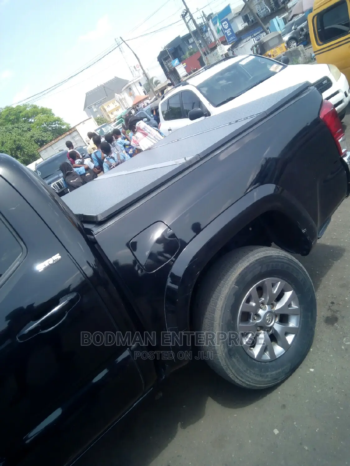 Fiber Folding Boot Cover for Toyota Tacoma New Model **