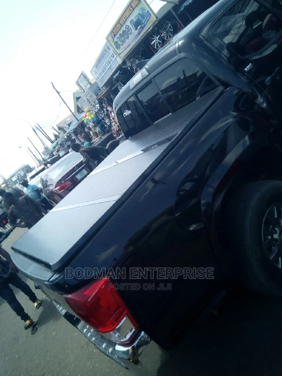 Fiber Folding Boot Cover for Toyota Tacoma New Model **