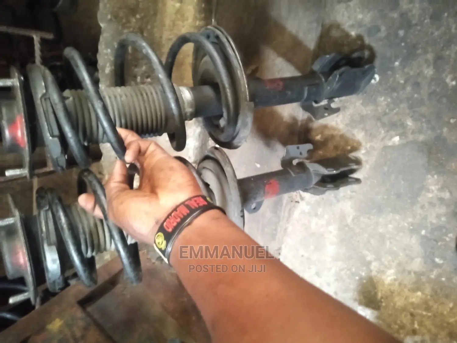 Front Shock Toyota Venza 2008 2015
