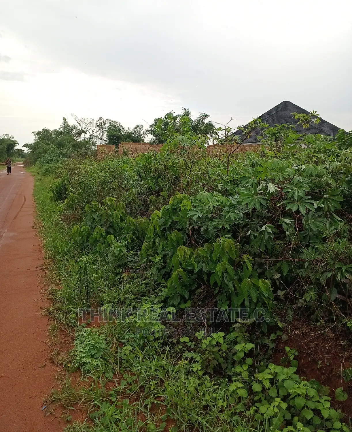 200/200 at Ekiadolor,Ugbowor for 8m Net Easily Accessible