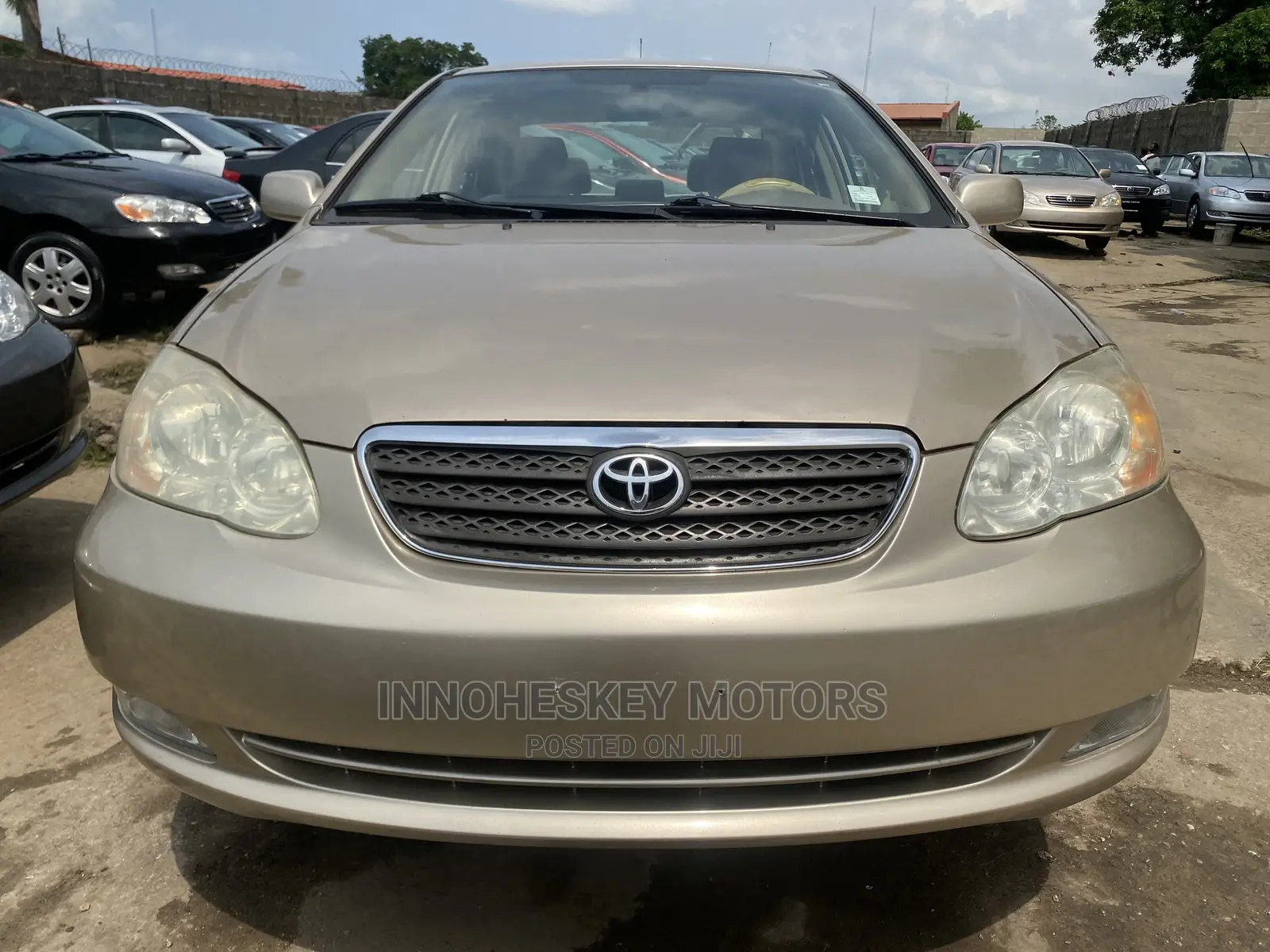 Toyota Corolla LE 2006 Gold