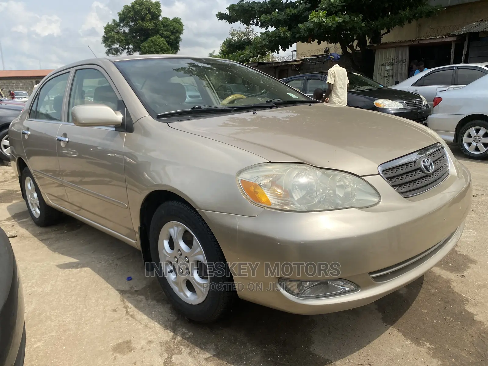 Toyota Corolla LE 2006 Gold