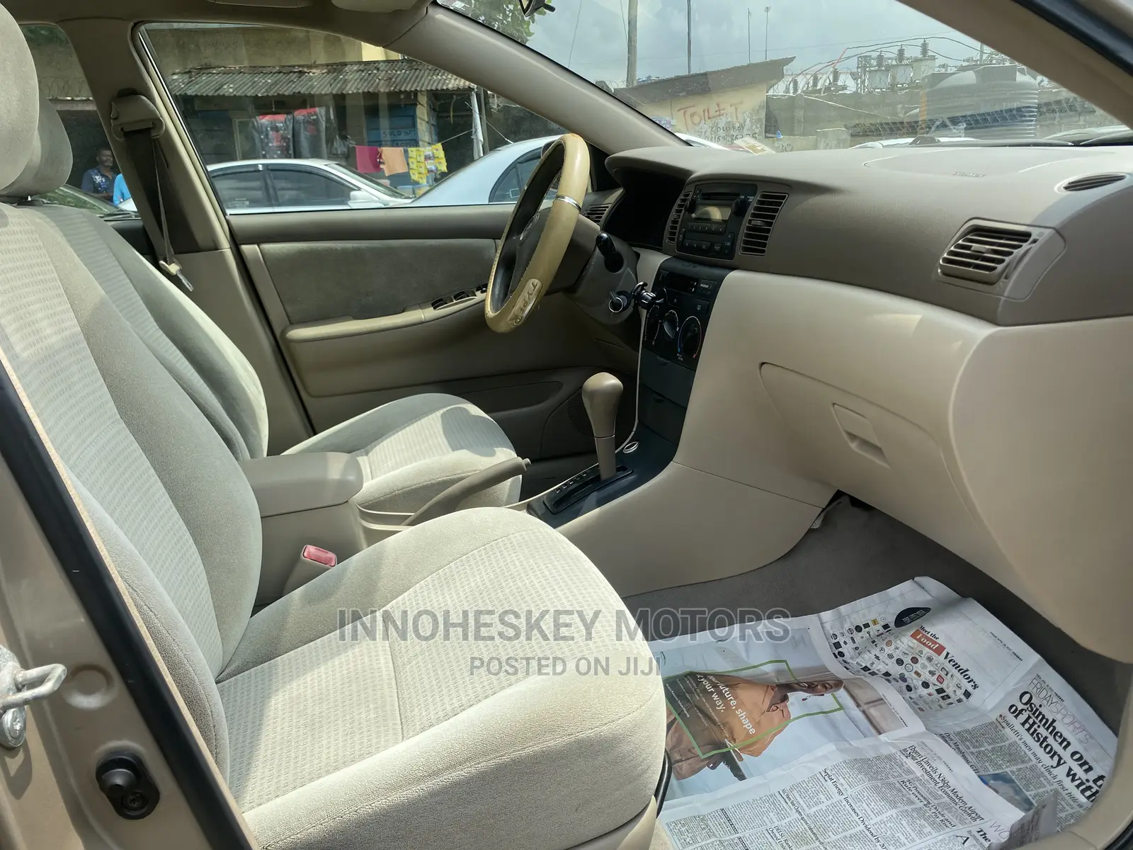 Toyota Corolla LE 2006 Gold