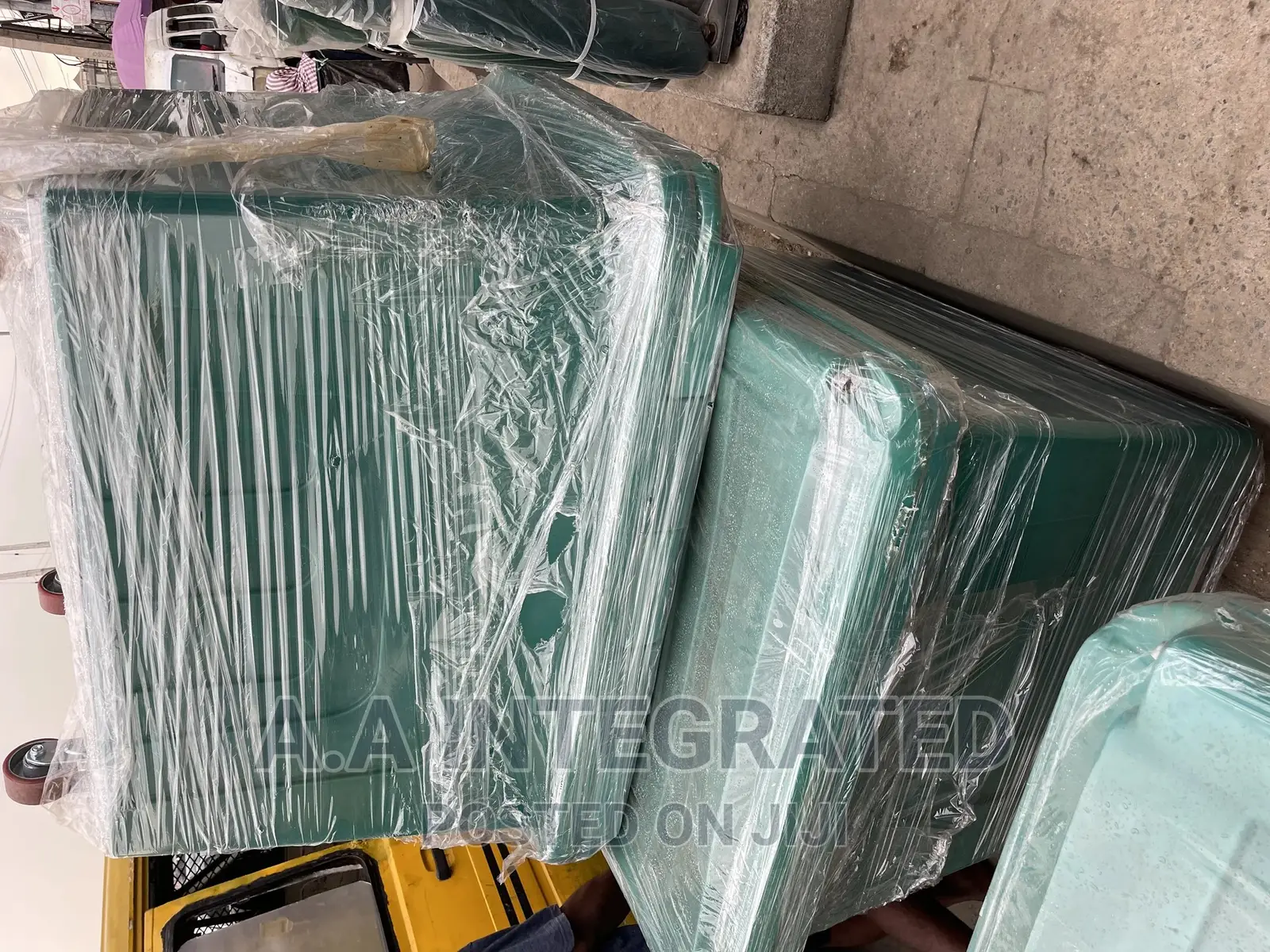 1100 Litters Pure Rubber Waste Bin