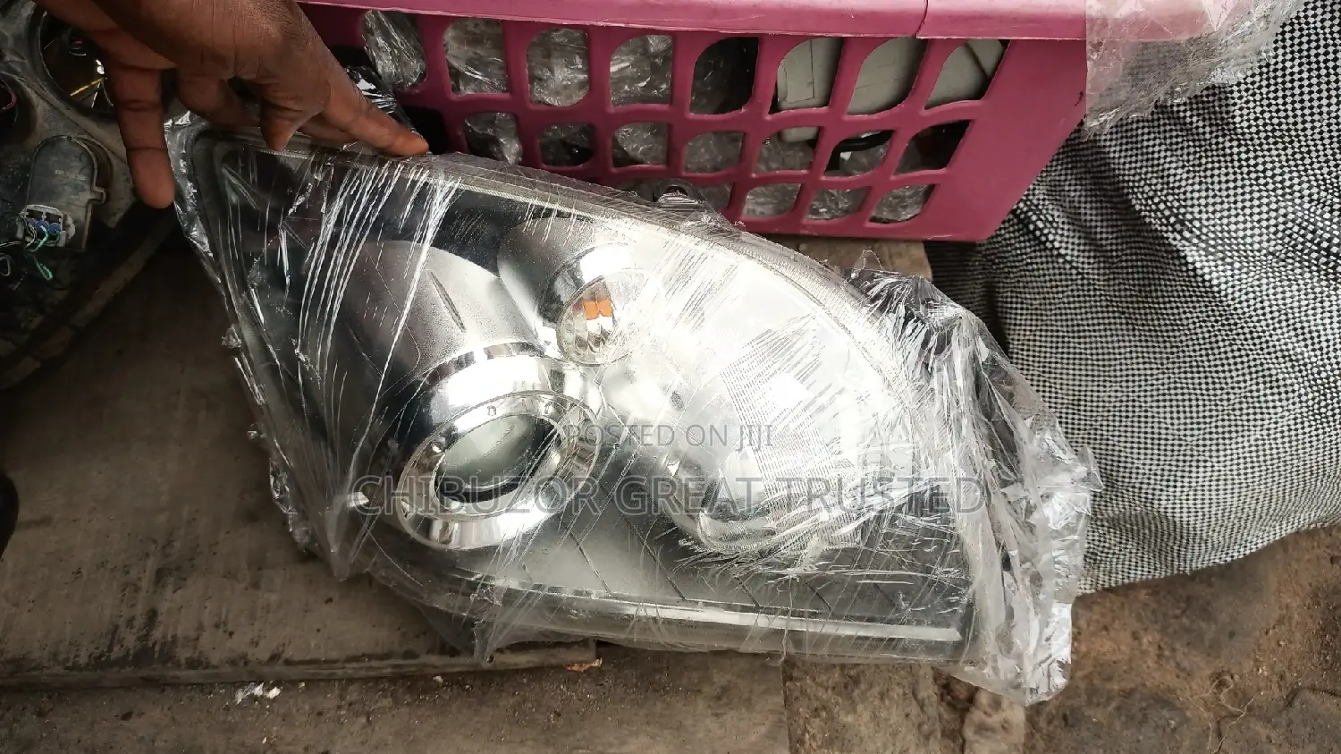 Set Of Headlamp 2005/2006