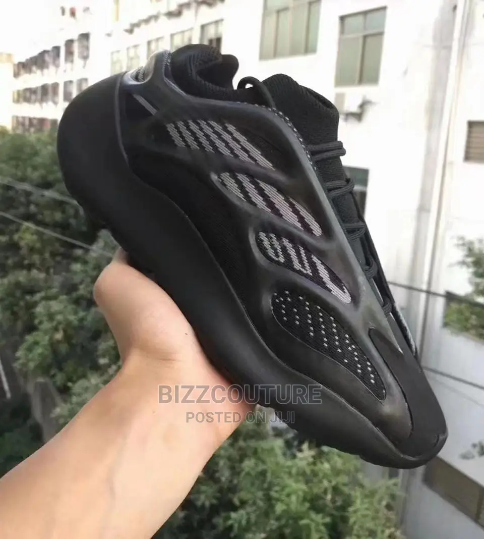Original ADIDAS YEEZY Sneakers Available in Store
