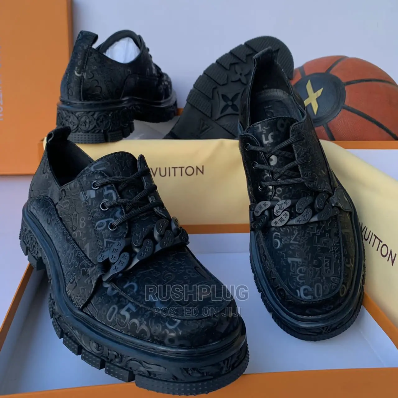 Louis Vuitton Lúxury Leather Shoe