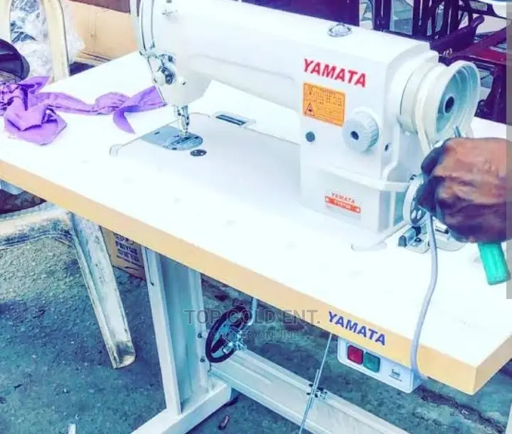 Yamata Industrial Straight Sewing Machine