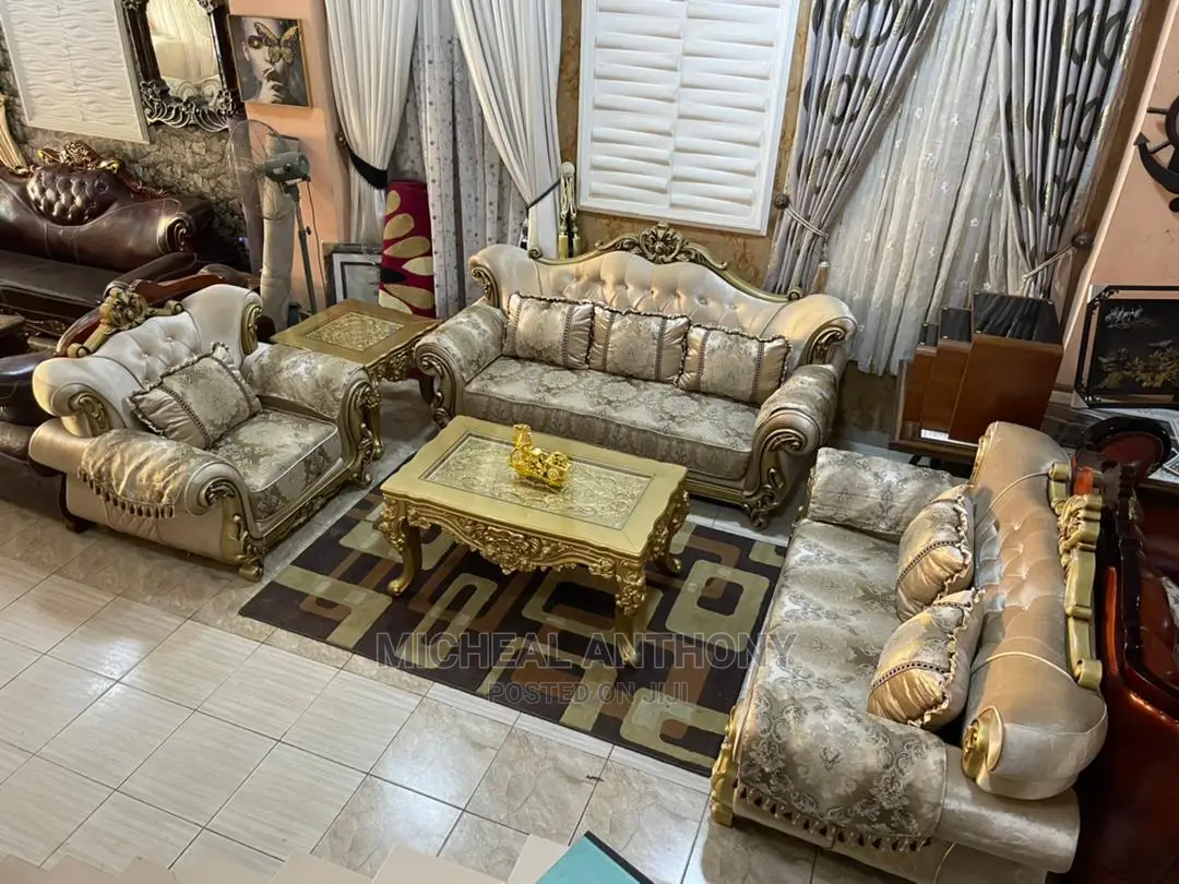 Executive Classic Sofa By Seven Seater.