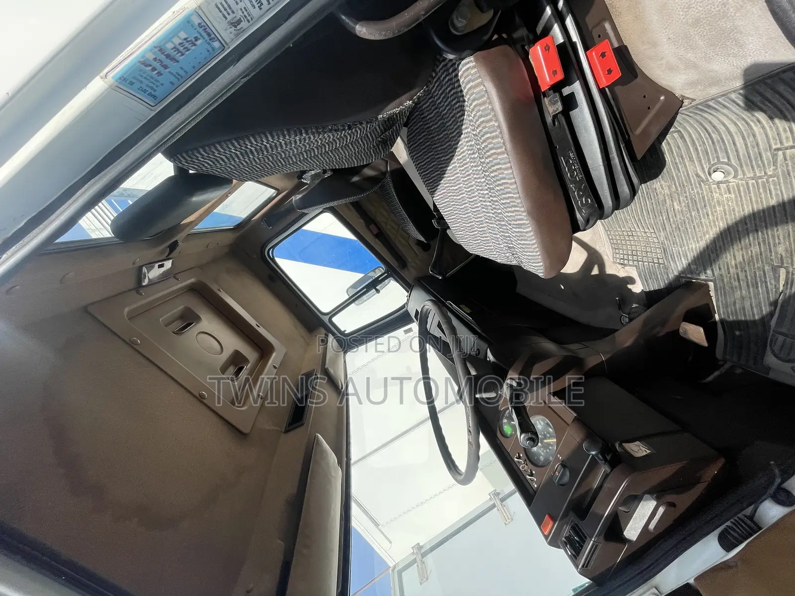 Mercedes-Benz Direct Bucket