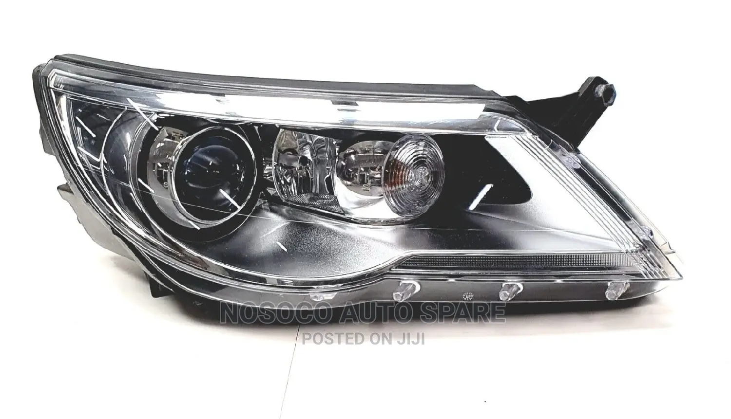Tiguan Head Light 2010