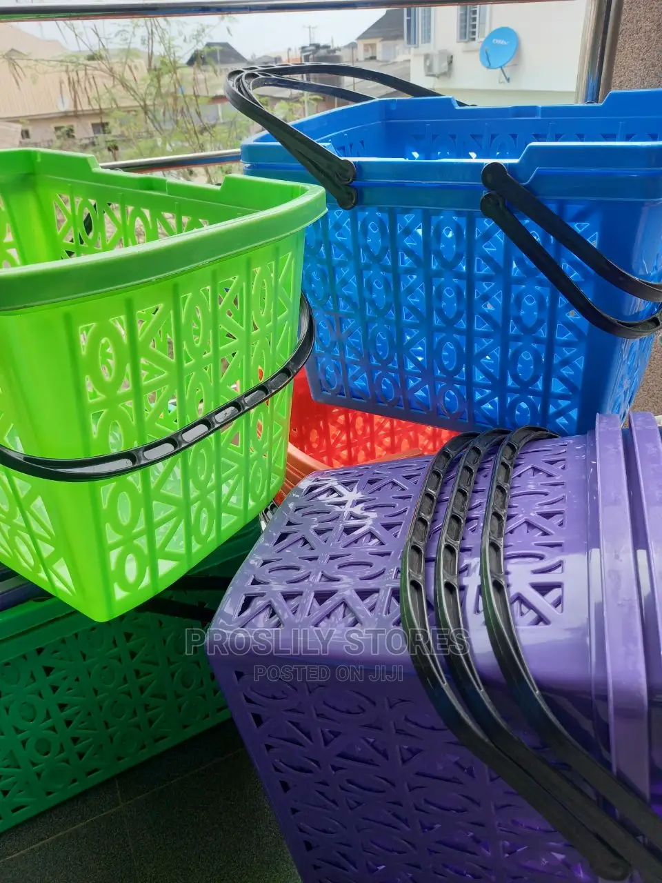 Shopping Basket With Cover