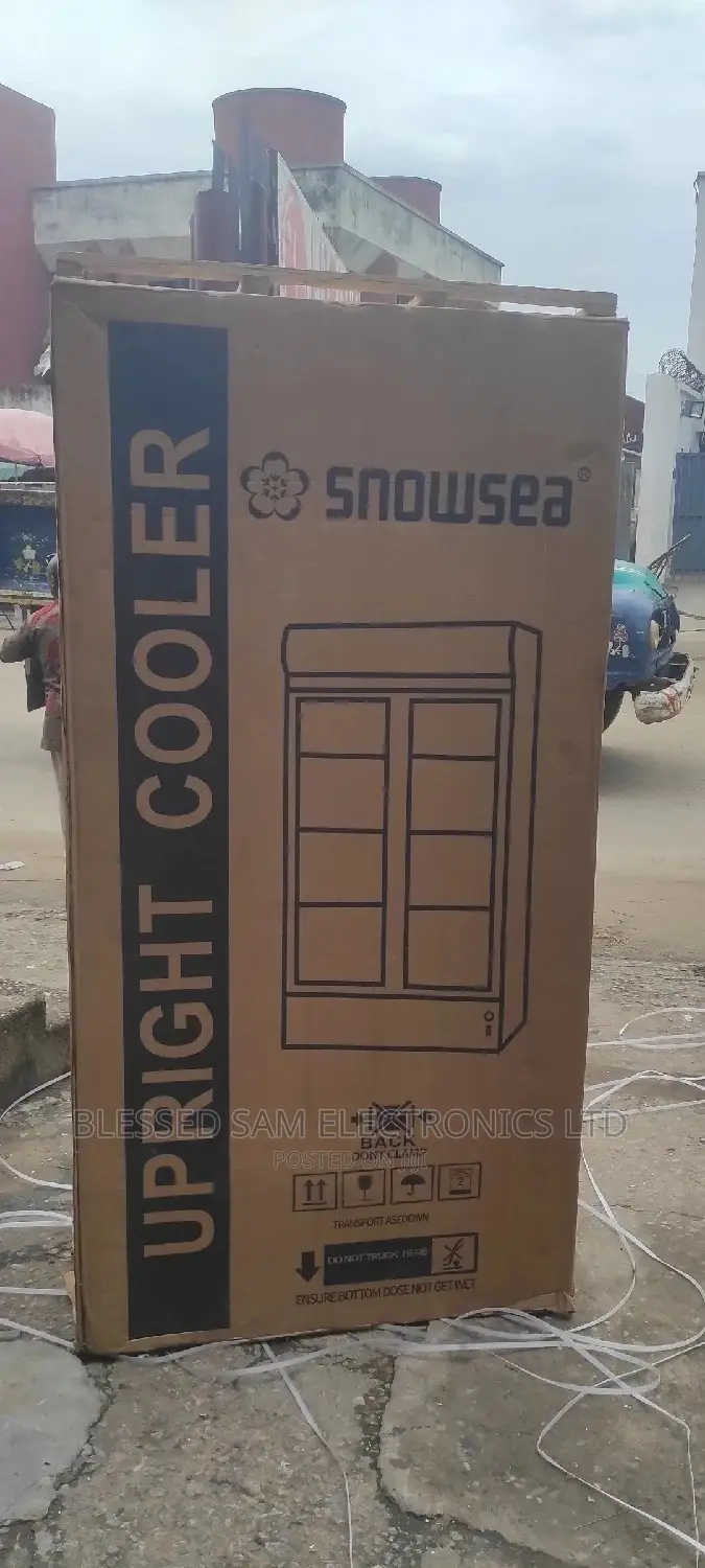 Snowsea 533L Double Door Chiller 4 Step Display Glass Door